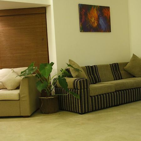 The Canes Boutique Hotel Colombo Buitenkant foto