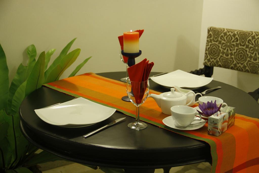 The Canes Boutique Hotel Colombo Buitenkant foto