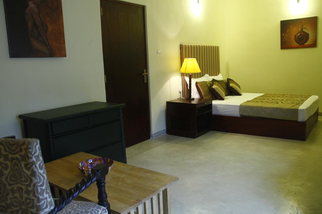 The Canes Boutique Hotel Colombo Buitenkant foto